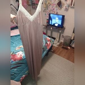 Long Vintage JCPenney Robe And Gown  Mocha Color Size Medium